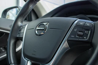 Volvo V40 2.0 T2 Inscription Parkeersensor achter|Bleutooth|Airco / 20