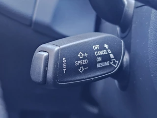 Audi Q5 2.0 TFSI quattro Pro Line NAVI LEER TEL PDC CC / 30