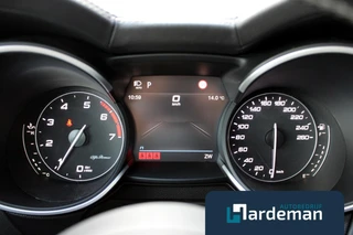 Alfa Romeo Stelvio 2.0 T AWD Veloce Panorama Trekhaak / 24