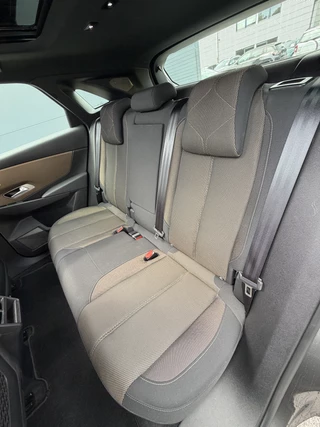 DS DS 7 Crossback 180pk So Chic (Elektrisch Schuifdak - Trekhaak - Focal Electra - Stoelverwarming - 20"- Camera - LED - Navigatie - Draadloos laden) / 19