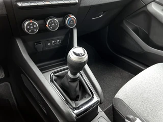 Renault Clio TCe 90PK GPF evolution  | CAMERA | NAVI | DEALER ONDERHOUDEN | STOEL VERWARM. | PARK. SENSOREN | CARPLAY / 25