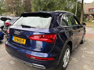 Audi Q5 2.0 TFSI quattro Sport S Line Edition / 33