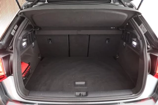 Audi Q2 35 TFSI 150pk S-Tronic S Edition Trekhaak Panoramadak ACC Stoelverwarming Keyless Virtual Cockpit 2x S-Line / 44