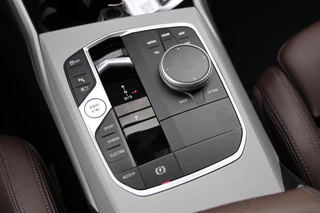 BMW 3-serie 320e|Automaat|Plug in hybride|Camera|Leer|Cruise control|Apple carplay/Android auto| / 17