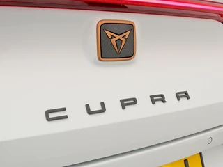 CUPRA Leon Sportstourer 1.4 e-Hybrid Business Adaptief / 57