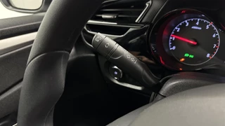 Opel Corsa 1.2 Edition CRUISE DAB CARPLAY LED 11000 KM. / 24