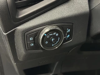 Ford EcoSport 1.0 EcoBoost Titanium ECC LM CARPLAY NAVI CRUISE. / 18