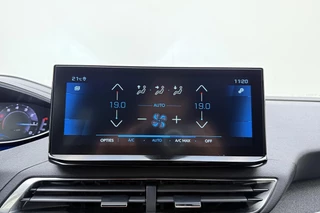 Peugeot 3008 1.2 PureTech Allure Pack Business | Trekhaak | Achteruitrijcamera | Navigatie | Airco | Stoelverwarming | Climate control | Cruise control | Dodehoekdetectie / 19