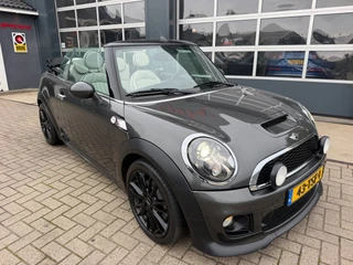 MINI Cooper S Cabrio 1.6 Chili Works / Harman & Kardon / Leder / Cruise / NL met NAP ! / 40