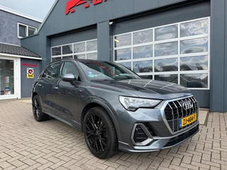 Audi Q3 35 TFSI S Line / Virtual / ACC / Led Matrix / Trekhaak . / 2