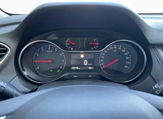 Opel Grandland X 1.2 Turbo Business Executive 130 pk  | 1e eigenaar | dealer onderh. | leder interieur | navigatie | camera | carplay / 38