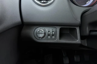 Opel Meriva 1.4 Turbo Cosmo | Navigatie | Trekhaak | Parkeersensoren | Climate control | Hoge instap | Extra getint glas | Lichtmetalen velgen / 20