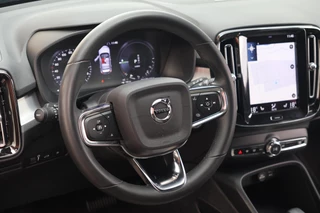 Volvo XC40 T4 Recharge Plus Bright | Stoelverwarming | Trekhaak | 360° Camera | H/K | Keyless / 33