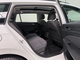Volkswagen Golf Variant 1.5 eTSI 150pk DSG Style Pano dak / 30