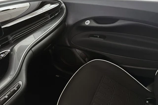 Fiat 500 3+1 Icon 42 kWh Stoelverwarming Camera Apple CarPlay Dodehoek / 35