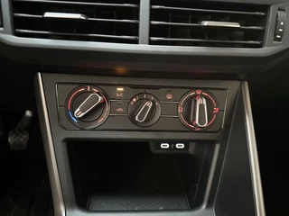 Volkswagen Polo 1.0 TSI Comfortline Parkeersensoren App-Connect DAB+ / 13