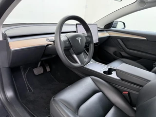 Tesla Model 3 Long Range AWD 75 kWh FABRIEKSGARANTIE OP ACCU & AANDRIJFLIJN TOT 2031 OF 192.000 KM + ALGEMENE AUTO T/M 06-2027 of 80.000KM! BTW verrekenbaar | SOH 94% | / 19