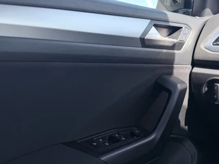 Volkswagen T-Roc 1.0 TSI Life | Camera | Carplay | PDC | ACC | NAV / 13