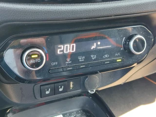 Toyota Aygo X LIMITED AUTOMAAT CABRIO NL-AUTO 18"LM-VELGEN PRIVACY-GLASS JBL-AUDIO HALF-LEDER STOELVERW. / 24