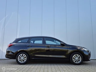 HYUNDAI I30 WAGON 1.0 T-GDI COMFORT/CAMERA/TREKHAAK/LED/15''LMV/CLIMATE/CARPLAY / 7