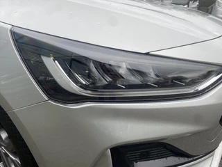 FORD Focus 1.0 EcoBoost Hybrid 125pk ST-Line / 12