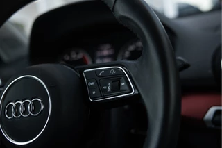 Audi Q2 1.0 TFSI Sport  | NL Auto | Bluetooth / 30