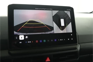Kia PV5 Passenger Elite 71.2 kWh  - 11kW 3-fase - 5 Zits - 360°-camera - Parkeersensoren, voor-, zij- en achterkant - 7 Jaar of 150.000 Fabrieksgarantie / 56