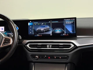 BMW 3-serie Touring 330e M-Sport Pro | LCI | Dravitgrau | 292PK | Plug-in Hybrid |Carplay | 19” | Harman Kardon | Trekhaak / 54