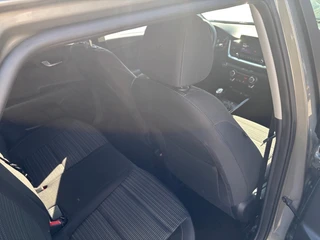 Kia Stonic 1.0 T-GDi MHEV DynamicPlusLine | Cruise Control | Climate Control | Camera | Navigatie | LM Velgen | / 26