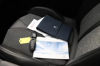 Peugeot 3008 1.2 PureTech Allure | AUT. | 360° CAMERA | PANO-DAK | CRUISE | NAVI | APPLE CARPLAY | / 28