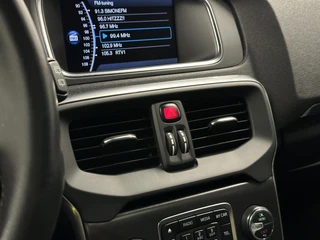 Volvo V40 1.6 T3 Summum  PANO LEER CAMERA NAVIGATIE ECC CRUISE LM. / 43