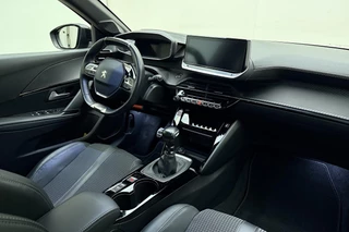 Peugeot 208 1.2T 100pk GT 3D-Cockpit l Keyless l | Achteruitrijcamera | LED l Voorstoelen Verwarmd l Apple Carplay & Android Auto 10'' l Navigatie l Lichtmetalen Velgen l Parkeersensoren / 15