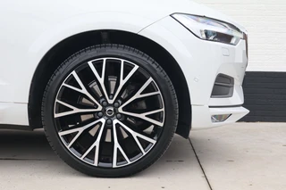 Volvo XC60 2.0 T6 310pk AWD Heico Sport - Panoramadak - 22 inch - Head up - Half leder - Camera / 28