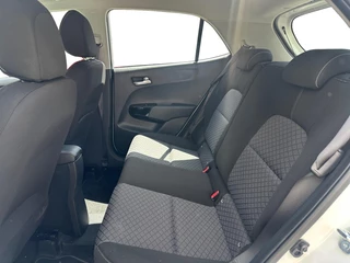 Kia Picanto 1.0 GDi DynamicLine Achteruitrij camera | Navigatie | Apple Carplay / Android auto | / 26