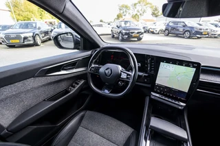 Renault Espace E-Tech full hybrid 200 techno 7p. | Trekhaak | Camera | ACC / 23