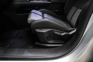 Opel Grandland 1.2 Turbo Hybrid GS | STUURVERWARMING | DAB | APPLE | DRAADLOZE LADER | CAMERA / 31