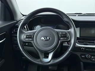Kia e-Niro DynamicPlusLine 64 kWh - SOH 96,0% - Schuif-/kanteldak - Stoel-/stuurverwarming - Navigatie - Cruise Control - Keyless - Fabrieksgarantie tot 07-2028 / 39