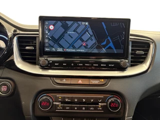 Kia Ceed 1.0 T-GDi DynamicPlusLine | Stoel/Stuurverwarming | Half Leder | Keyless Entry | Navigatie | Apple/Android Carplay | / 23