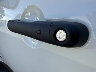Jeep Renegade 4xe 240 Plug-in Hybrid The North Star (Elektrisch Schuifdak - Navigatie - Apple Carplay - Camera - Stoel & Stuurverwarming - LED) / 33