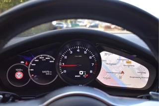 Porsche Panamera 4 Sport Turismo 3.0 Turbo Open dak | Keyless | Luchtvering | Carplay | Mem.stoelen | Softclose | 4x stoelverwarming | Bose | Full LED | 21" / 18