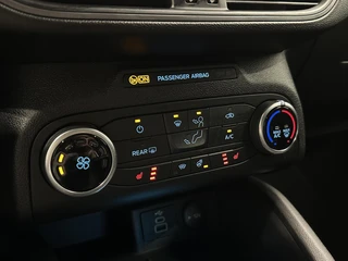 Ford Focus Wagon 1.0 EcoBoost Connected CARPLAY NAVI CRUISE STUUR/STOELVERWARMING. / 43