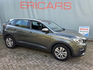 Peugeot 3008 1.2 PureTech NAVI LM PDC TEL LM CC / 10