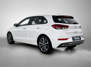 Hyundai I30 1.0 T-GDi MHEV Comfort Smart | Camera | Navigatie | Stoel-/Stuurverwarming | CarPlay | Cruise Control / 8