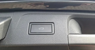 Volkswagen Passat Variant 1.4 TSI PHEV GTE * Panoramadak * Elek. Achterklep * Navigatiesysteem * 18 Inch Velgen * / 15
