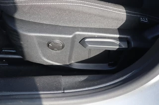 Ford Focus Wagon 125PK HYBRID TITANIUM-X VIRTUAL-COCKPIT B&O AUDIO CLIMA P-SENSOREN 17"LMV LED CAMERA WINTERPACK NL-AUTO / 16