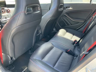 Mercedes-Benz A-Klasse AMG 45 4MATIC Pano.dak Leer Voll.Onderhoud / 33