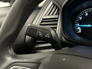 Ford EcoSport 1.0 EcoBoost Trend Ultimate CRUISE-NAVI / 23