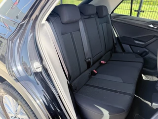 Volkswagen T-Roc 1.0 TSI Life | Camera | Carplay | PDC | ACC | NAV / 24