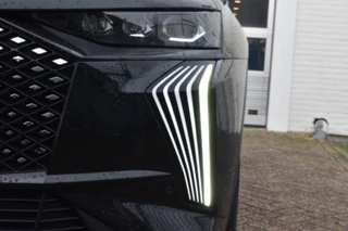 DS DS 7 E-Tense 225 EAT8 Automaat Rivoli  Lederen bekleding | Navigatie | adaptieve cruise controle | Airconditioning ECC | Carplay & Android Auto | SOH 100% | Zeer compleet | x / 18