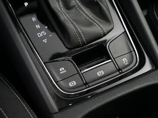 Skoda Karoq 1.5 TSI ACT Sportline Business | Facelift | Pano | Camera | Carplay | Cruise | / 32